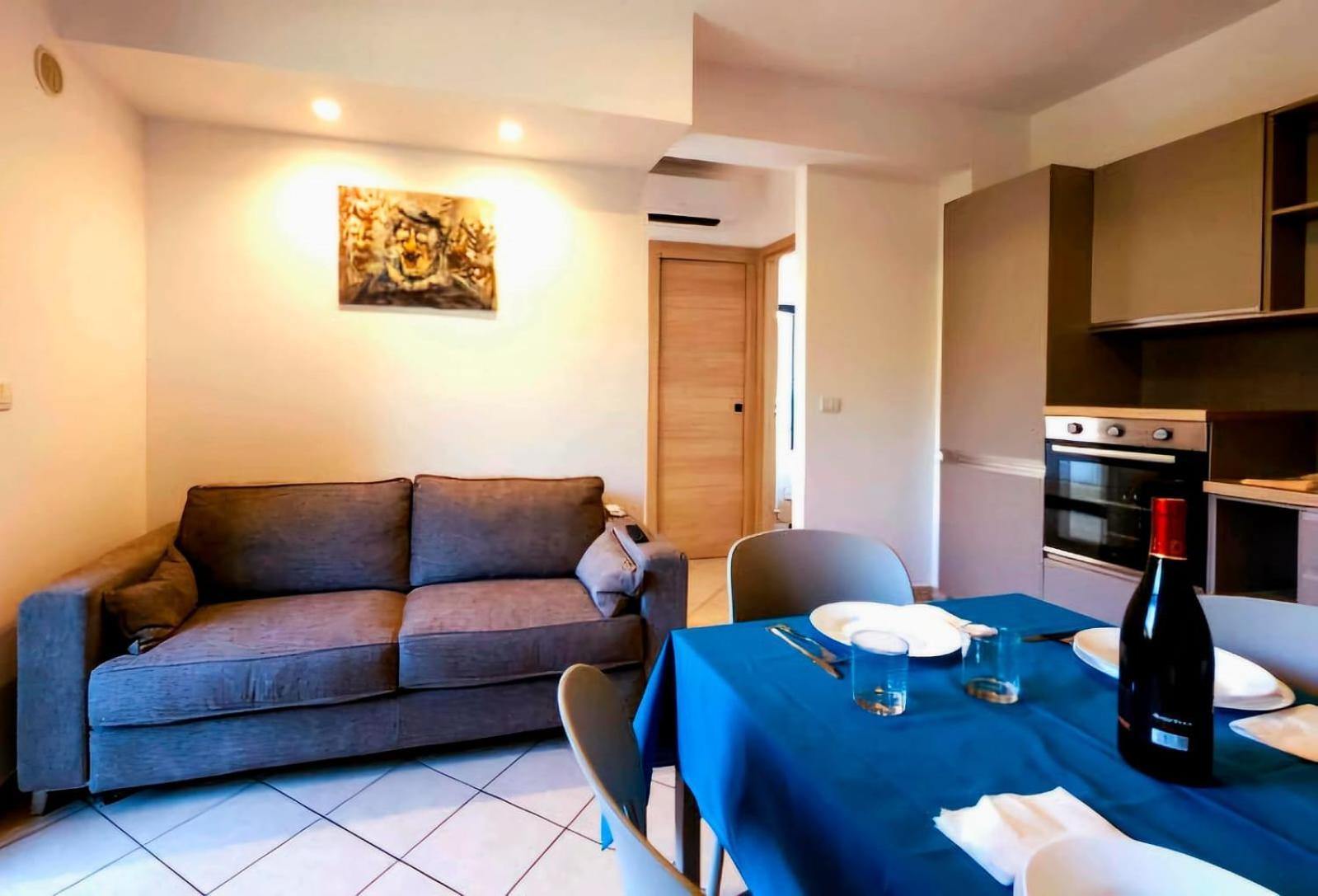 Magico Apartments - 450M Dalla Spiaggia Capo dʼOrlando Esterno foto